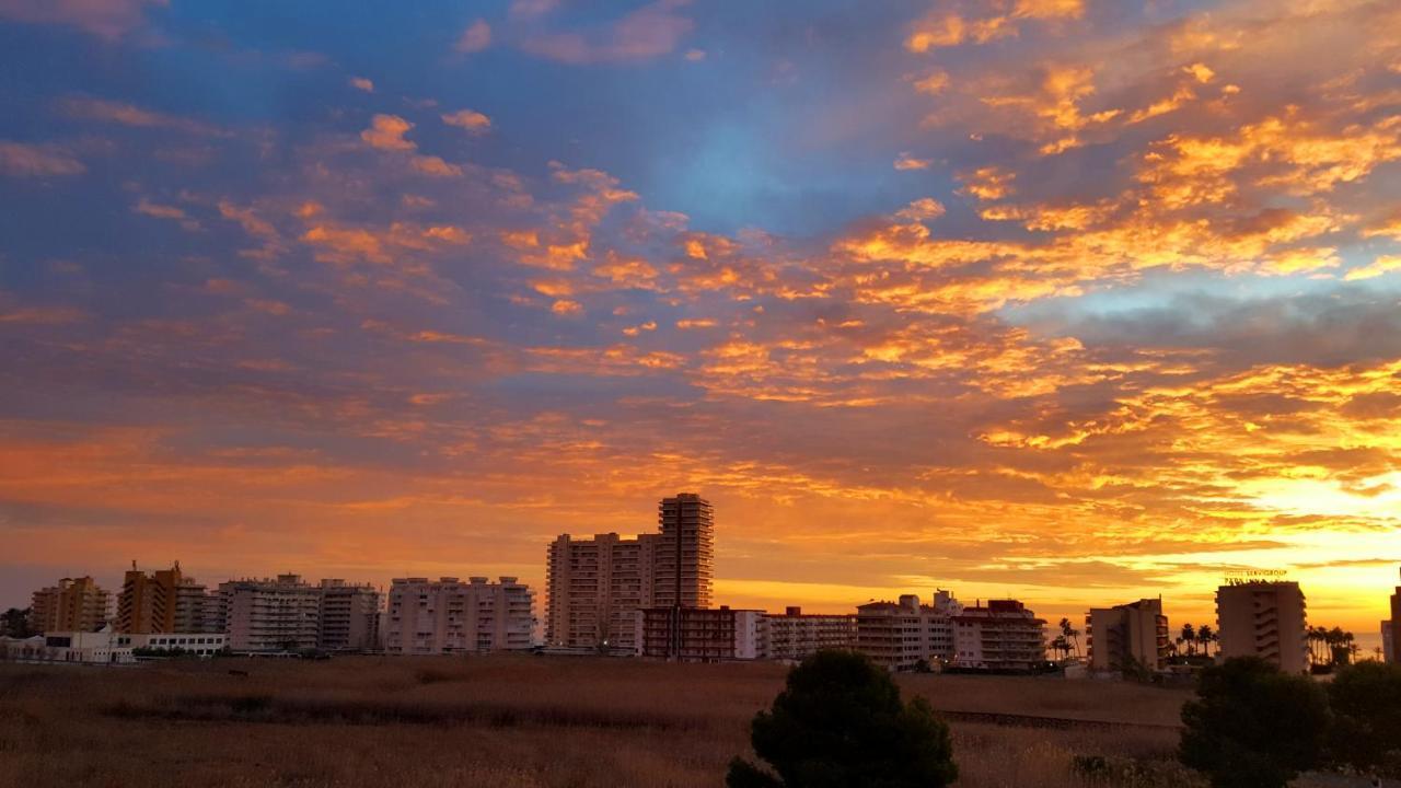 Bonito Atico Con Aire Acondicionado,Piscina Comunitaria, Parking Y Wifi Apartment Peniscola Room photo