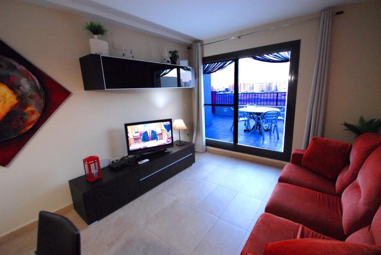 Bonito Atico Con Aire Acondicionado,Piscina Comunitaria, Parking Y Wifi Apartment Peniscola Room photo